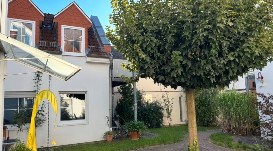 Dachgeschoßwohnung Hochheim am Main - 2 Zimmer, 72 m&sup2;, 870&euro; | Angebot:26232513