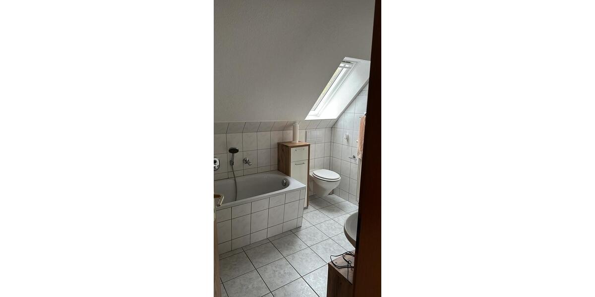 Dachgeschoßwohnung Schmalkalden - 2 Zimmer, 85 m&sup2;, 720&euro; | Angebot:24826967