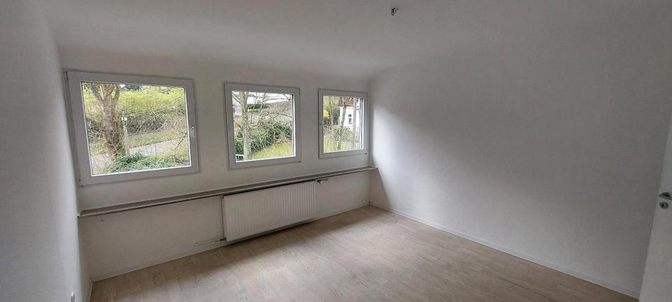 Dachgeschoßwohnung Iserlohn Grüne - 2 Zimmer, 56 m&sup2;, 440&euro; | Angebot:26546065