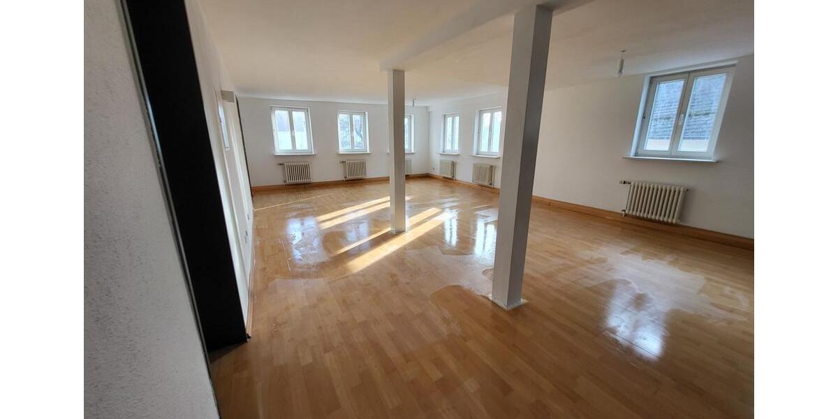 Etagenwohnung Schwaikheim - 4 Zimmer, 86 m&sup2;, 1.090&euro; | Angebot:24685779