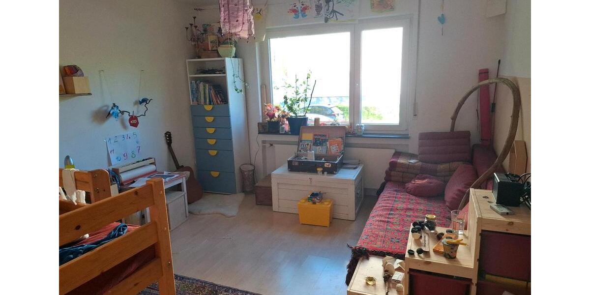 Wohnen auf Zeit Freiburg im Breisgau Lehen - 2 Zimmer, 27 m&sup2;, 430&euro; | Angebot:26287091