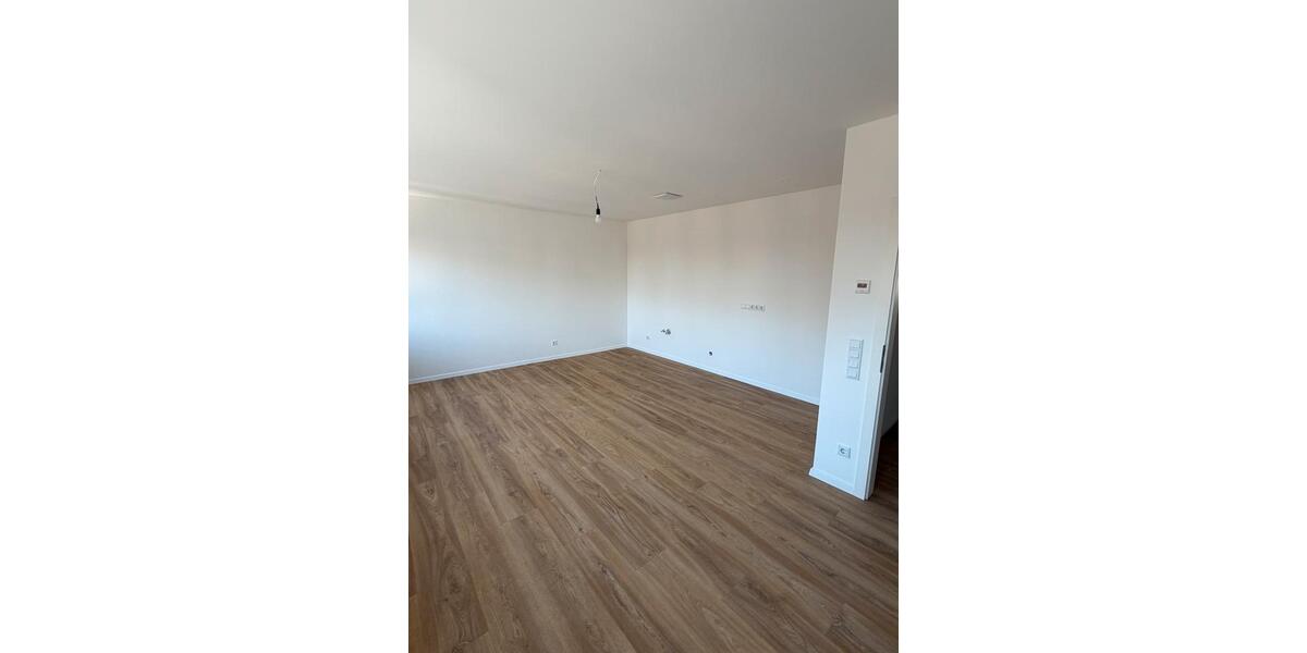 Etagenwohnung Mönchengladbach Süd - 5 Zimmer, 97 m&sup2;, 1.560&euro; | Angebot:26301719