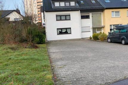 St. Ingbert Dachgeschoßwohnung 2ZKB Loggia, Stellplatz