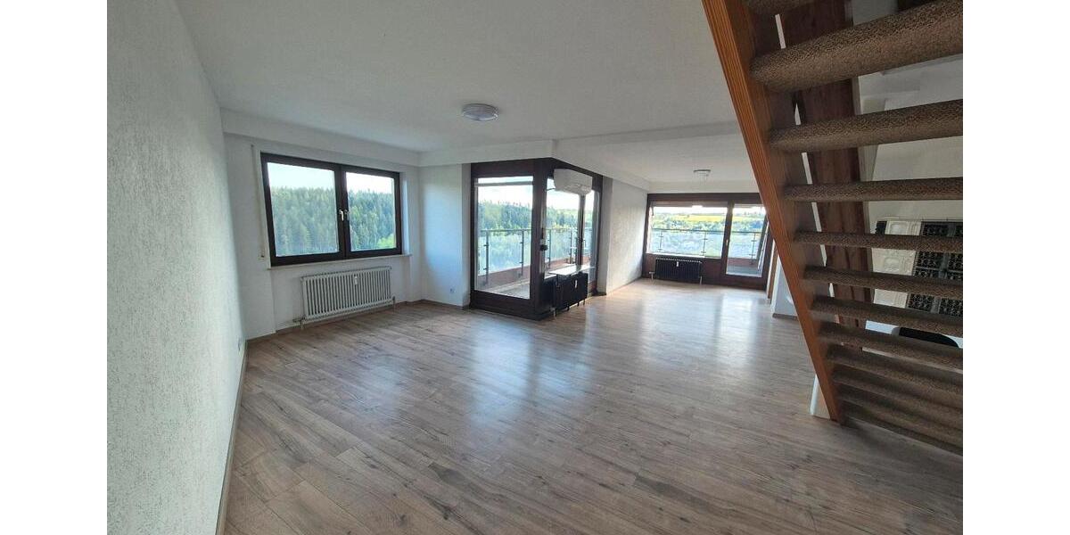 Maisonettenwohnung Altensteig - 5 Zimmer, 140 m&sup2;, 950&euro; | Angebot:26477354