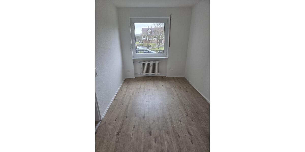 Wohnen auf Zeit Wabern - 3 Zimmer, 67 m&sup2;, 300&euro; | Angebot:25929376