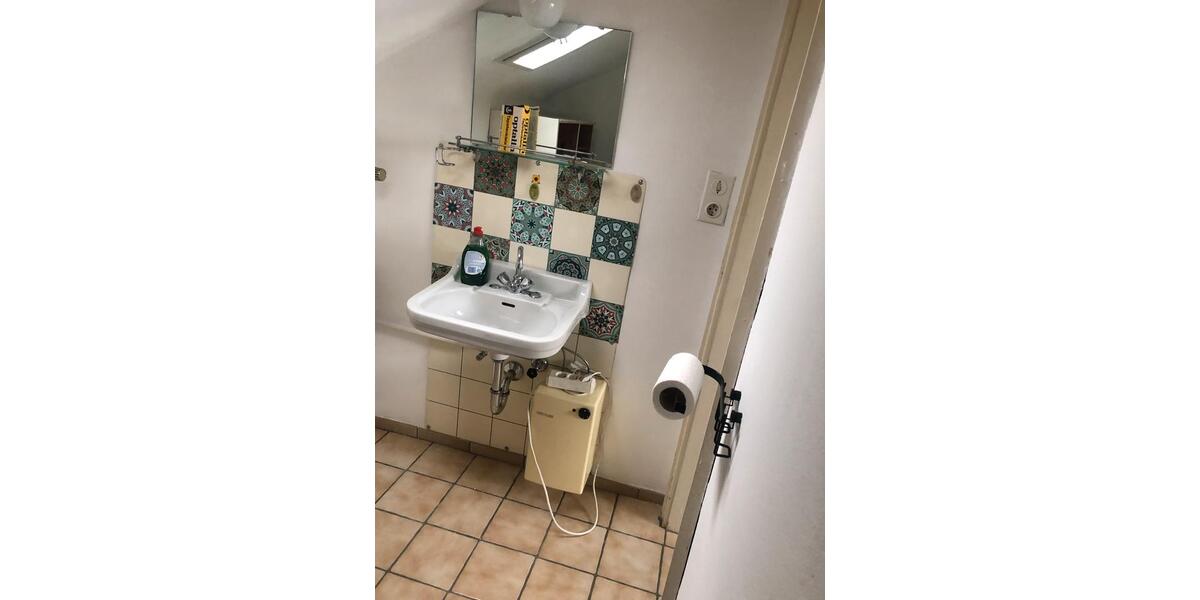 Wohnen auf Zeit Friedrichshafen Ailingen - 5 Zimmer, 12 m&sup2;, 430&euro; | Angebot:25100811