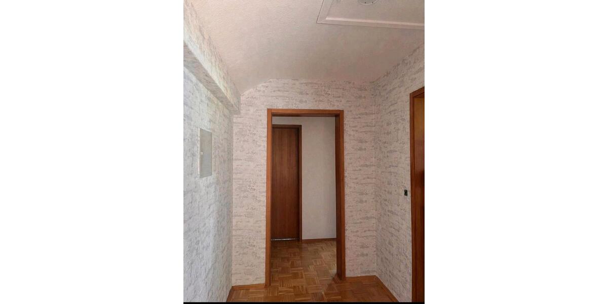 Etagenwohnung Immenhausen - 2 Zimmer, 70 m&sup2;, 600&euro; | Angebot:26238016