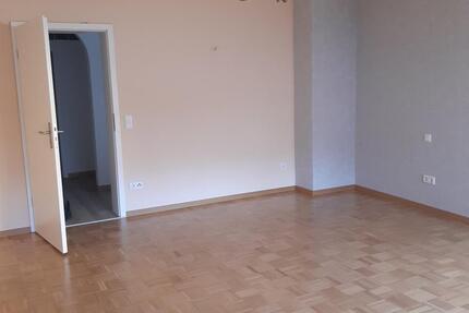 Wohnung Schöllkrippen - 2 Zimmer, 106 m&sup2;, 800&euro; | Angebot:24488474