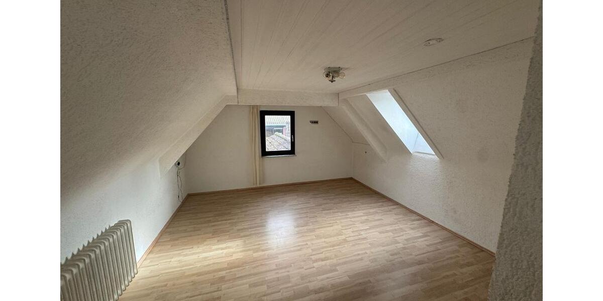 Dachgeschoßwohnung Heidelberg Peterstal - 1 Zimmer, 30 m&sup2;, 400&euro; | Angebot:25181036