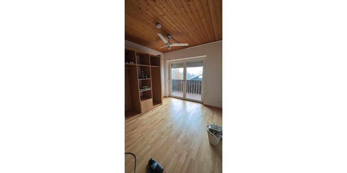 Wohnen auf Zeit Deggendorf - 1 Zimmer, 16 m&sup2;, 490&euro; | Angebot:25795246