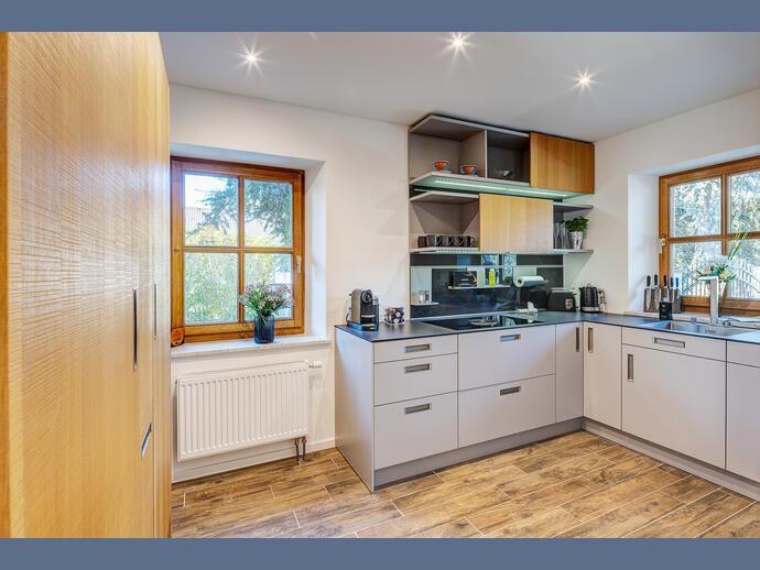 Wohnen auf Zeit Vaterstetten Baldham - 3.5 Zimmer, 200 m&sup2;, 5.000&euro; | Angebot:25384881