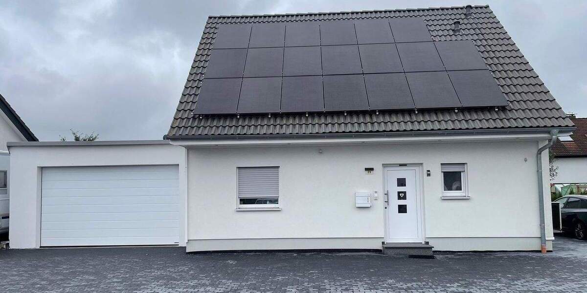 Einfamilienhaus mit Garage und EBK in Schramberg-Waldmössingen 4 zimmer