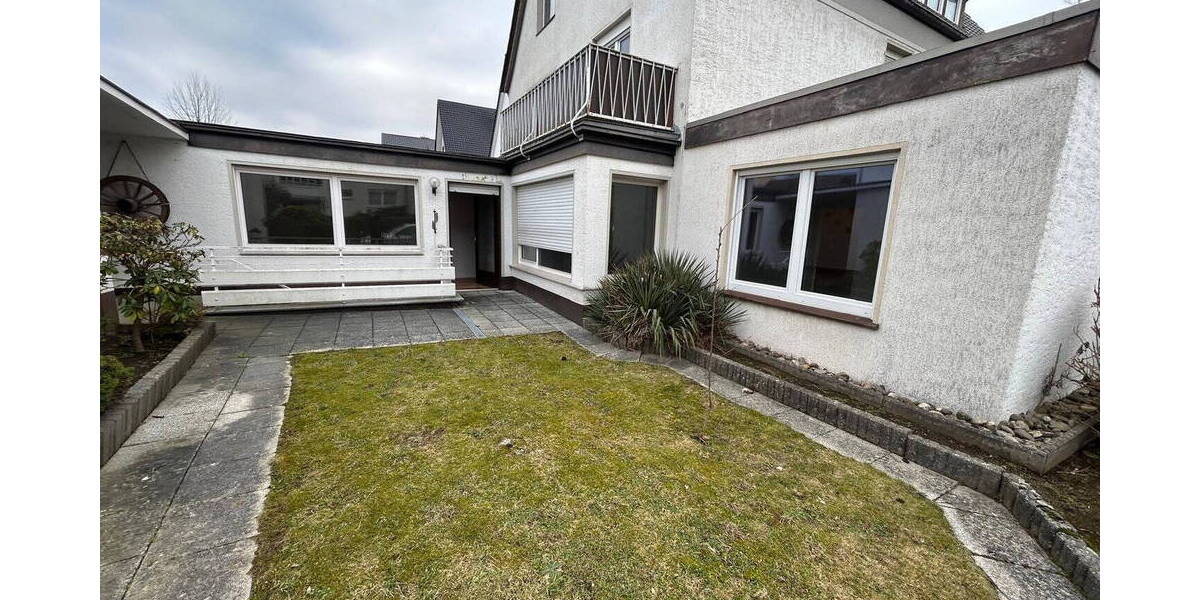 Etagenwohnung Bielefeld Brake - 4 Zimmer, 105 m&sup2;, 850&euro; | Angebot:26164115