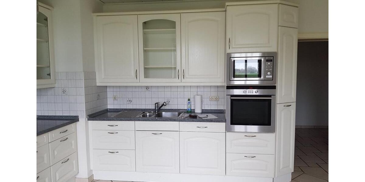 Erdgeschoßwohnung Haseldorf - 3 Zimmer, 130 m&sup2;, 1.300&euro; | Angebot:25612493