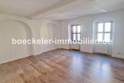 Wohnung Naumburg - 2 Zimmer, 60 m&sup2;, 450&euro; | Angebot:26885414