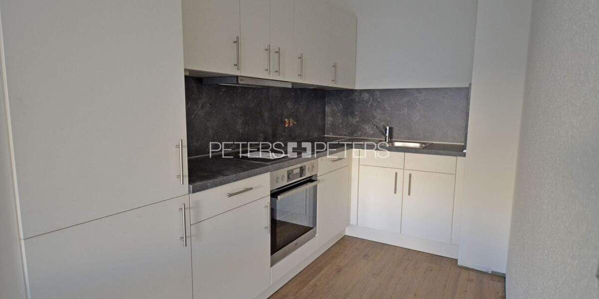 Etagenwohnung Schwerin Werdervorstadt - 2 Zimmer, 60 m&sup2;, 360&euro; | Angebot:24713317