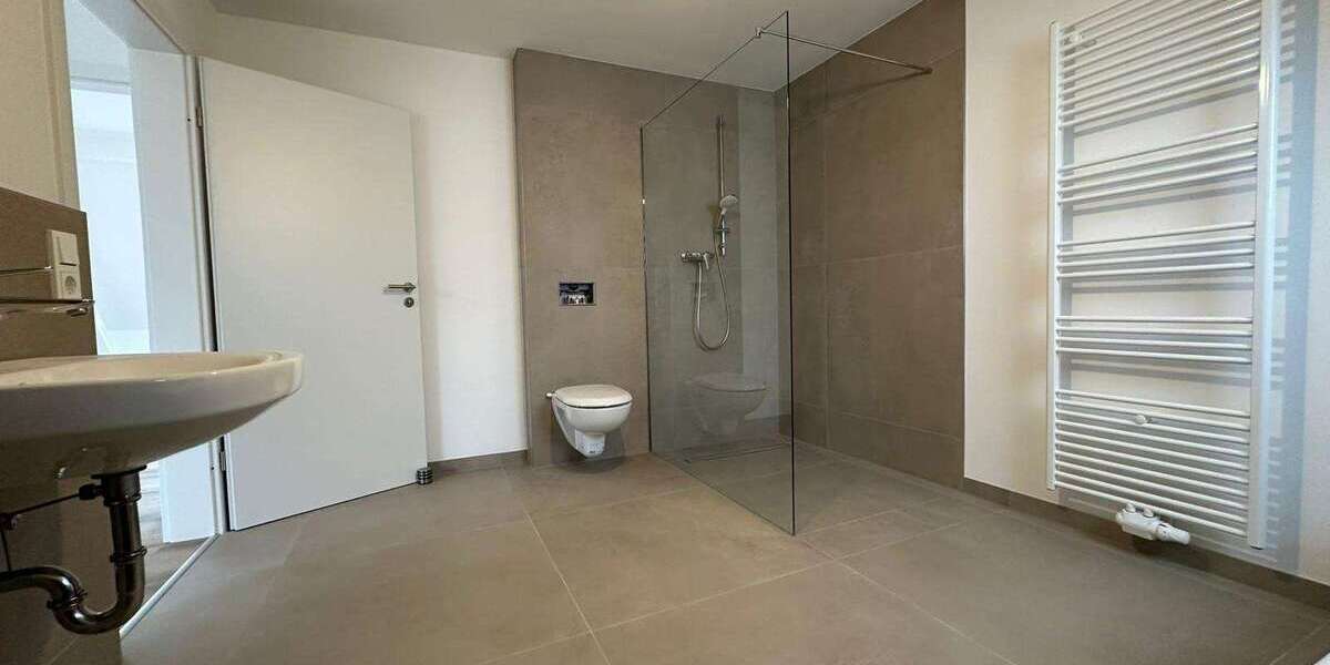 Etagenwohnung Königswinter - 2 Zimmer, 87 m&sup2;, 1.219&euro; | Angebot:25435087