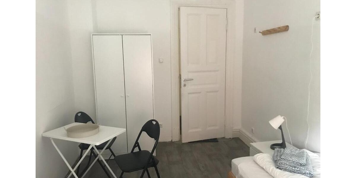 Wohnen auf Zeit Molfsee - 12 Zimmer, 500 m&sup2;, 22&euro; | Angebot:24640828