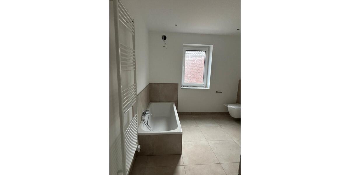 Doppelhaushälfte Steinfeld (Oldenburg) - 5 Zimmer, 135 m&sup2;, 1.200&euro; | Angebot:26051489