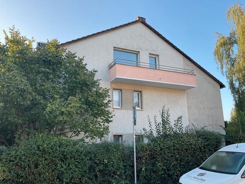 Attraktive Dachgeschosswohnung mit 2 Balkonen zimmer