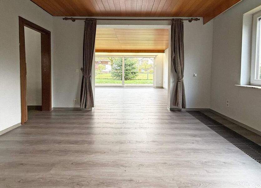 Großzügiges Einfamilienhaus mit eigenem Garten in Großen-Buseck 5 zimmer