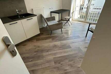 Wohnen auf Zeit in Stuttgart 1.100 € 1 zimmer
