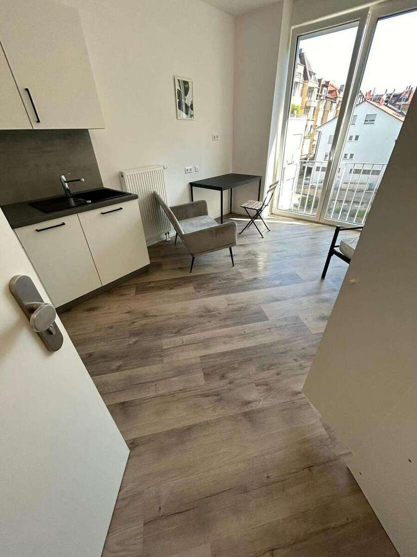 Wohnen auf Zeit in Stuttgart 1.100 € 1 zimmer