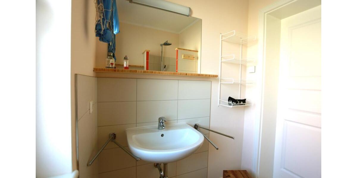 Nachmieter für: 2-Zi-WE0.1 KH_FH- EBK, FB-Heiz, Terrasse, Parken 2 zimmer