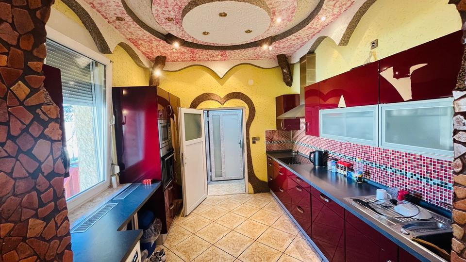 Etagenwohnung Neustadt an der Weinstraße - 4 Zimmer, 100 m&sup2;, 1.500&euro; | Angebot:26071783