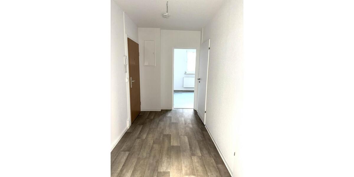 Erdgeschoßwohnung Zwickau Neuplanitz - 2 Zimmer, 50 m&sup2;, 330&euro; | Angebot:26017459
