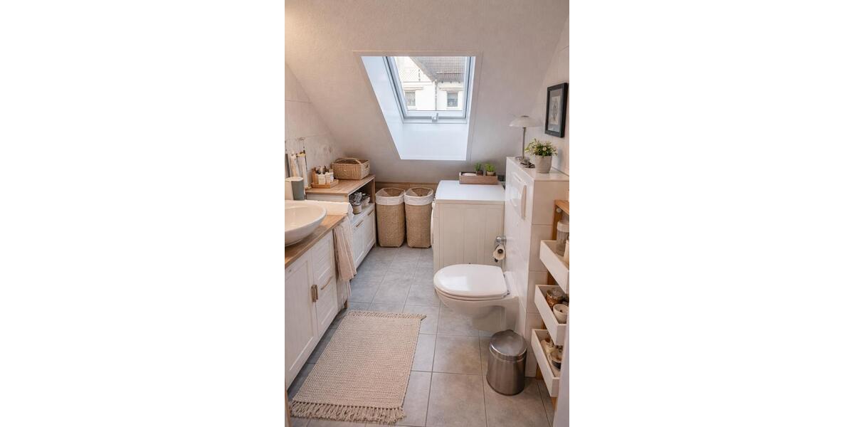 Dachgeschoßwohnung Olpe - 3 Zimmer, 63 m&sup2;, 535&euro; | Angebot:25216082