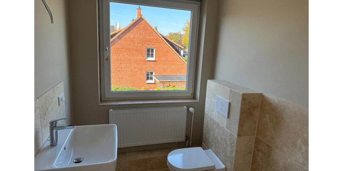 Etagenwohnung Kiel Russee - 3 Zimmer, 120 m&sup2;, 1.490&euro; | Angebot:24782421