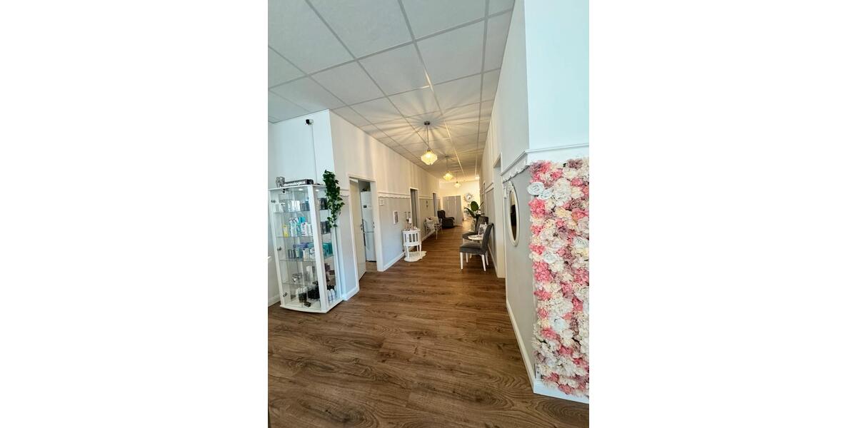 Gewerbeobjekt Neumünster - 2.699&euro; | Angebot:25794058