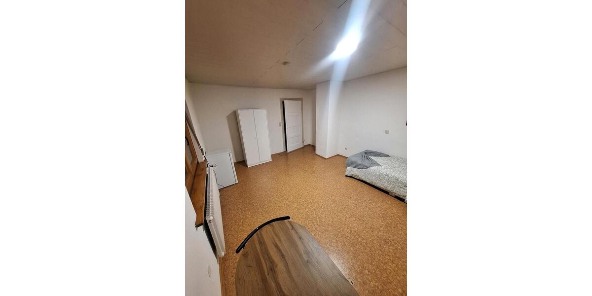 Wohnen auf Zeit Hechingen - 5 Zimmer, 20 m&sup2;, 600&euro; | Angebot:26212602