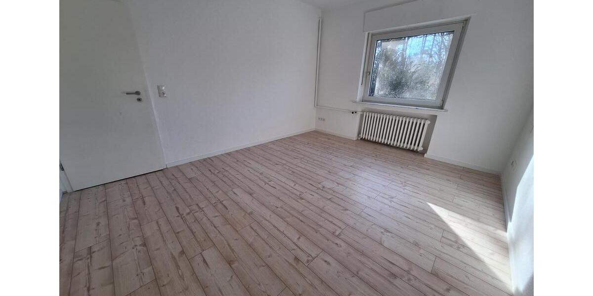 Hochparterre Wittenberge - 3 Zimmer, 149 m&sup2;, 1.100&euro; | Angebot:25478790