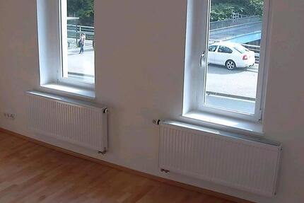 Zwei separate Zweiraumwohnungen zusammen zu vermieten 4 zimmer