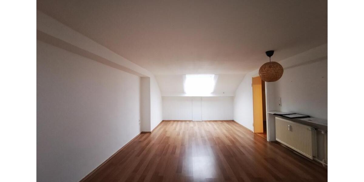 Dachgeschoßwohnung Wuppertal Brill - 1 Zimmer, 43 m&sup2;, 420&euro; | Angebot:24652122