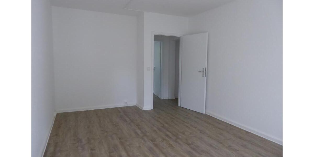 Erdgeschoßwohnung Bernburg (Saale) - 3 Zimmer, 58 m&sup2;, 329&euro; | Angebot:25540619