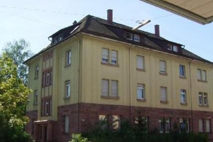 Helle 3-Zimmer-Wohnung mit großzügigem Schnitt - frisch renoviert!