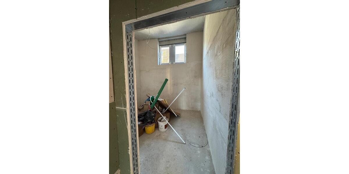 Erdgeschoßwohnung Bruchsal - 2 Zimmer, 45 m&sup2;, 670&euro; | Angebot:24467889