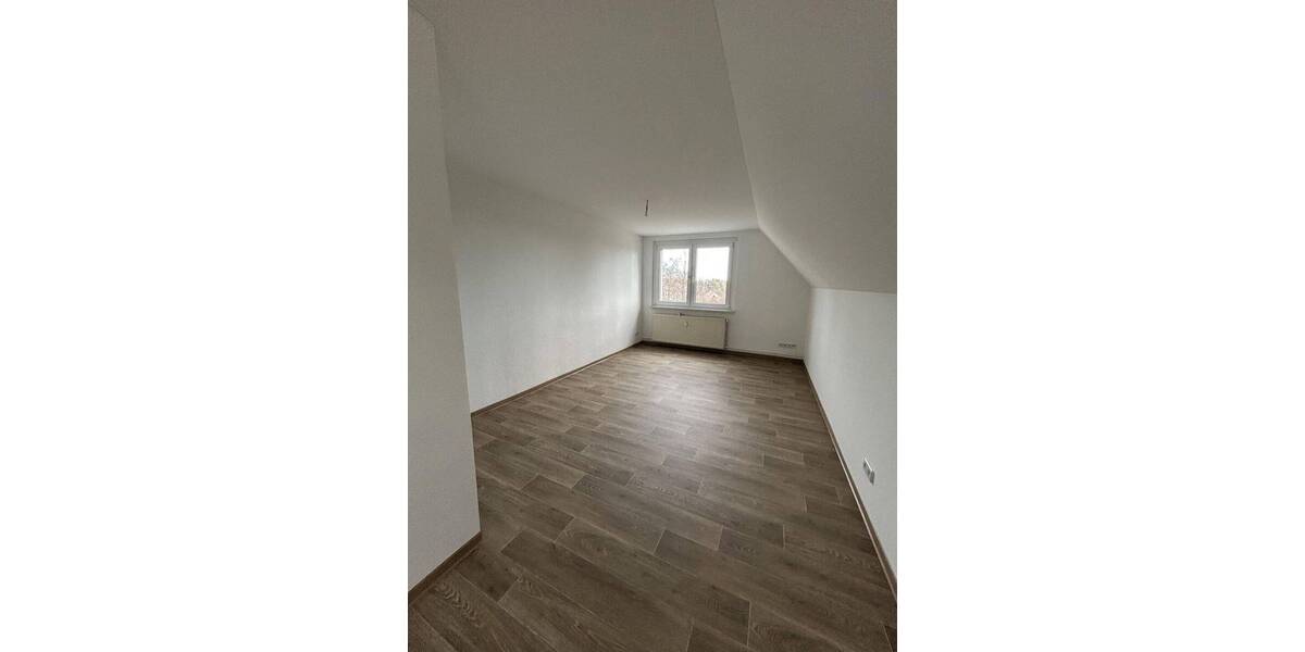 Etagenwohnung Naundorf Hof - 3 Zimmer, 56 m&sup2;, 390&euro; | Angebot:26346934