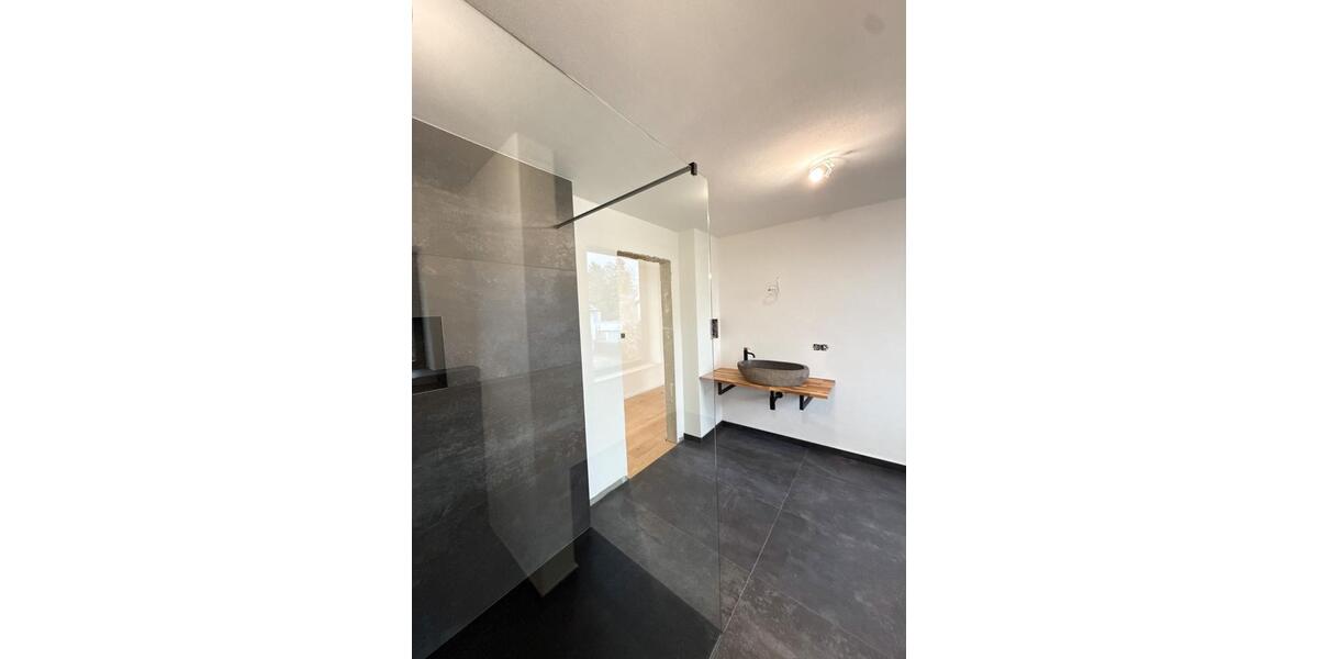 Terrassenwohnung Ismaning - 3.5 Zimmer, 100 m&sup2;, 2.200&euro; | Angebot:25951805