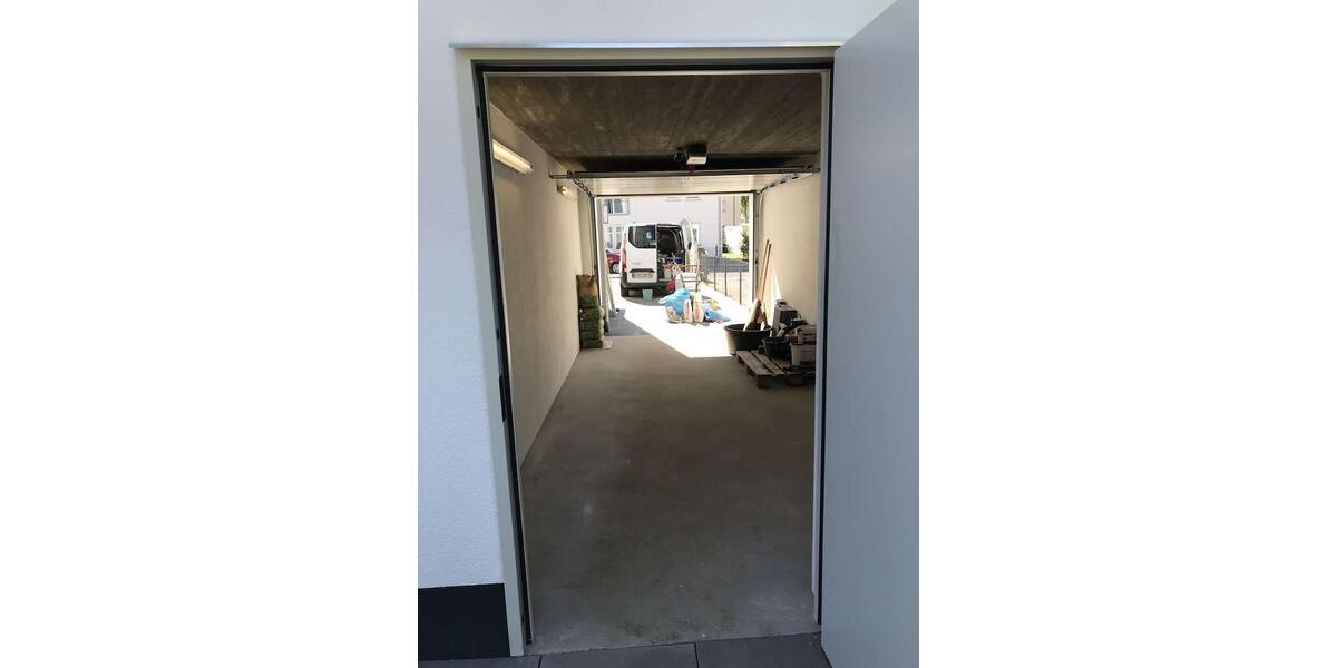 Doppelhaushälfte Bad Soden am Taunus - 6 Zimmer, 160 m&sup2;, 3.350&euro; | Angebot:24831805