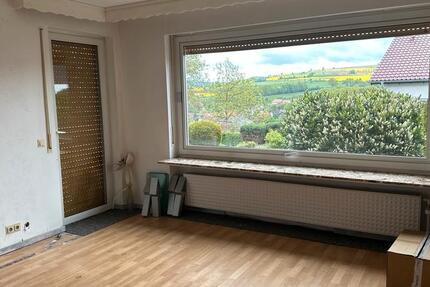 Wohnung Nüsttal - 3 Zimmer, 110 m&sup2;, 1.000&euro; | Angebot:26455982