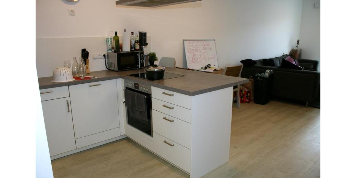 Etagenwohnung Kiel - 2 Zimmer, 71 m&sup2;, 1.190&euro; | Angebot:26480953