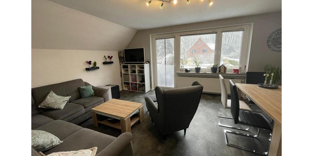 Dachgeschoßwohnung Leer (Ostfriesland) - 3 Zimmer, 66 m&sup2;, 700&euro; | Angebot:24977276