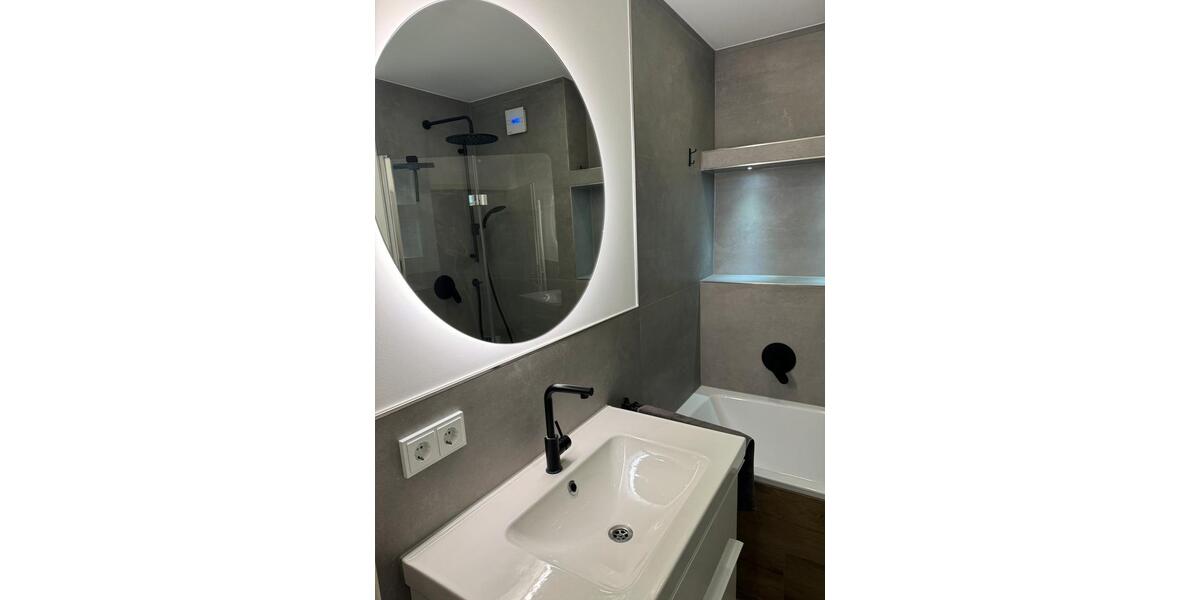 Etagenwohnung Grevenbroich Neuenhausen - 2 Zimmer, 56 m&sup2;, 867&euro; | Angebot:24570928