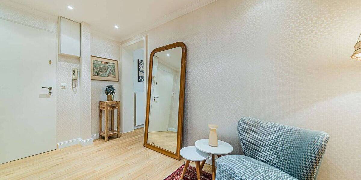 Etagenwohnung Frankfurt am Main Sachsenhausen - 2 Zimmer, 45 m&sup2;, 1.690&euro; | Angebot:26127407