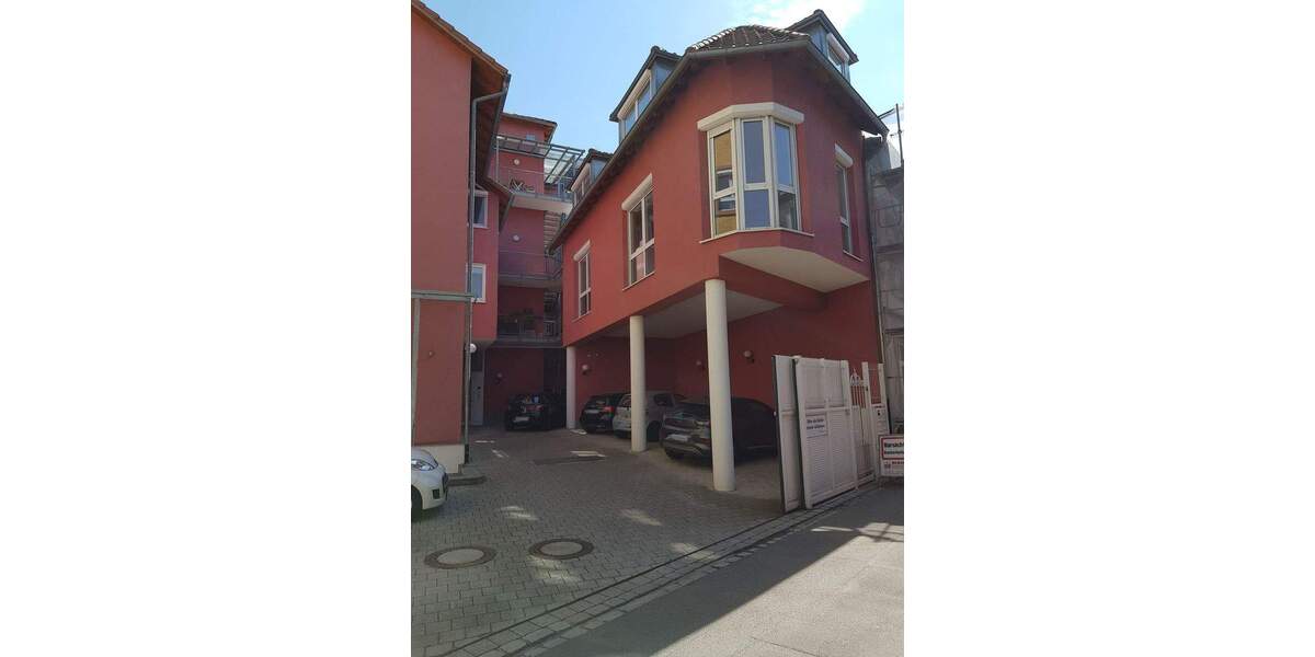 Etagenwohnung Lörrach Untertüllingen - 3 Zimmer, 118 m&sup2;, 1.300&euro; | Angebot:25703791