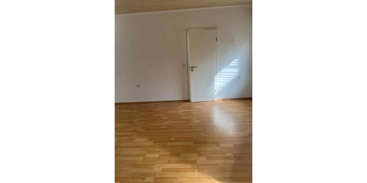 Maisonettenwohnung Troisdorf Bergheim - 4 Zimmer, 107 m&sup2;, 1.400&euro; | Angebot:25302828